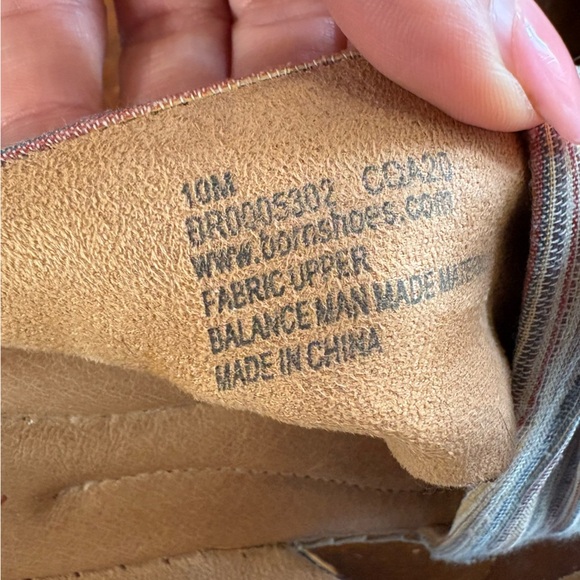 Born Espadrilles Sandals Women's 10M
Pretty soft neutral striped canvas comfort - Picture 10 of 10